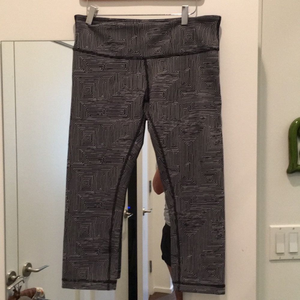 Lululemon stretch pants